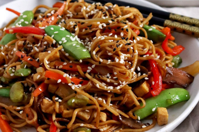 The Ultimate Guide to Eating Vegan Chinese Noodles