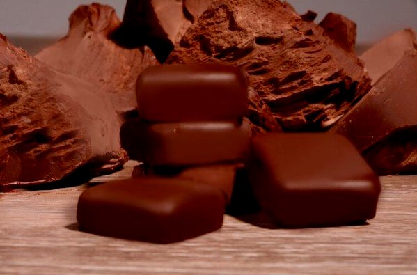 is dark chocolate vegan